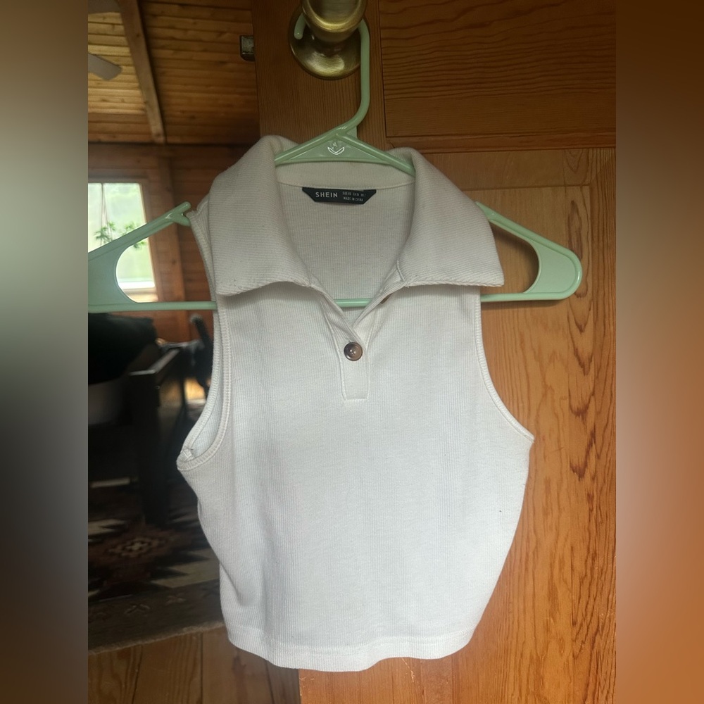 Sleeveless Collared Tank